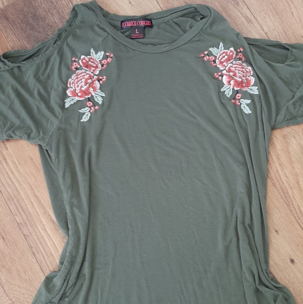 Green shoulder cutout blouse